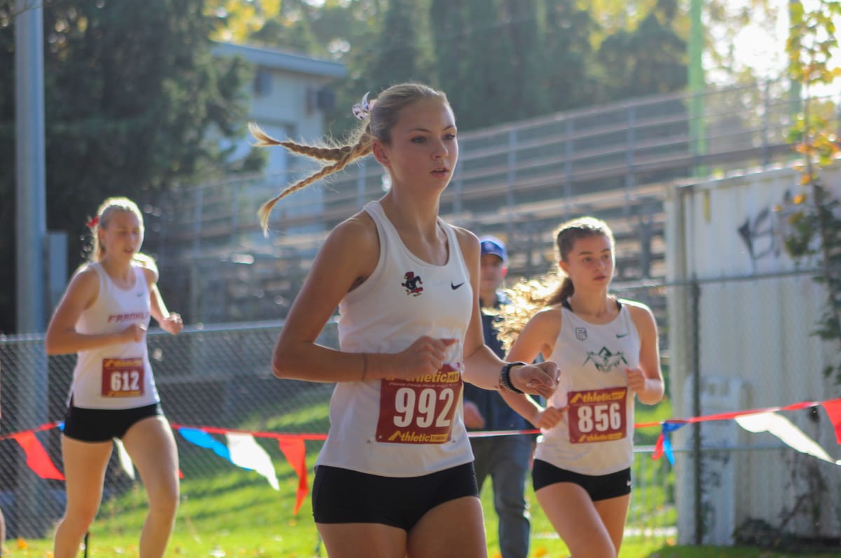 Lincoln repeats as girls cross country state champions, Ellery Lincoln wins individual crown