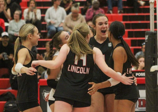 Lincoln girls volleyball ready to contend for PIL crown and more